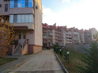Апартаменты Apartment near Bozdosh park 4 Ужгород Апартаменты-26